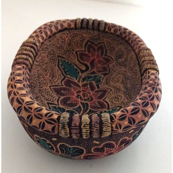 Beautiful Hand Carved Wooden Rustic Bohemian Bowl Flowers RARE Unmarked - Picture 4 of 10